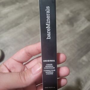 bareMinerals Original Liquid Mineral Concealer - Black
